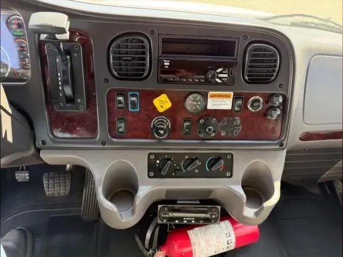 2020 Freightliner Business Class M2 1060a1b5d58955070483a485b9e3e1c4c4c
