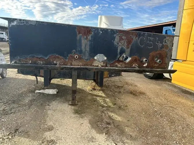 1990 SHOP BUILT 36 FT TRI-AXLE LOWBOY