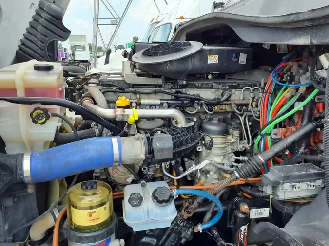 2020 FREIGHTLINER CASCADIA 125
