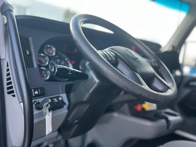 2022 Kenworth T680