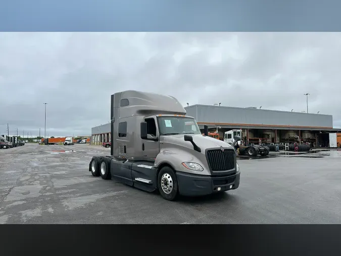 2022 International LT0a2492ab58dce27b8a4536c7056e6404