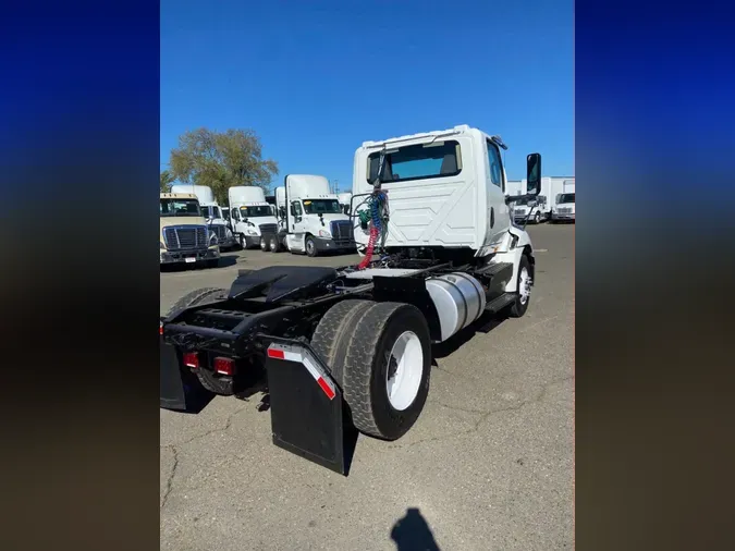 2019 NAVISTAR INTERNATIONAL RH613 DAYCAB S/A