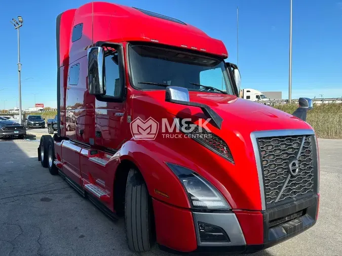 2024 VOLVO VNL64T760