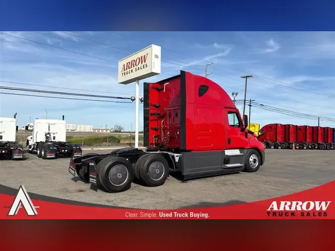 2022 FREIGHTLINER CA126