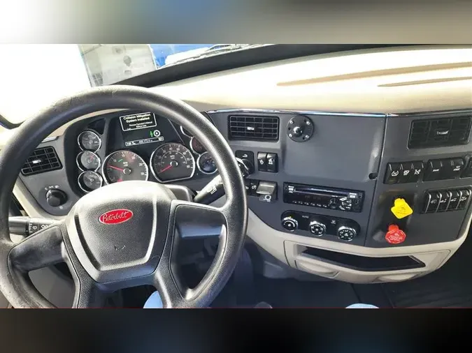 2020 PETERBILT 579
