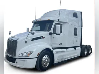 2022 Peterbilt 579