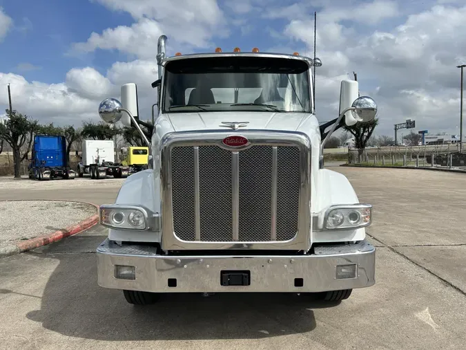 2020 Peterbilt 567