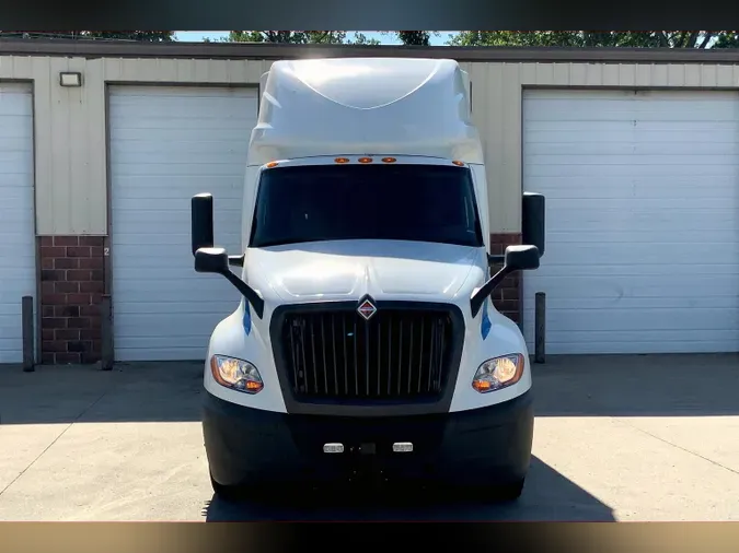 2021 INT LT625 6x4