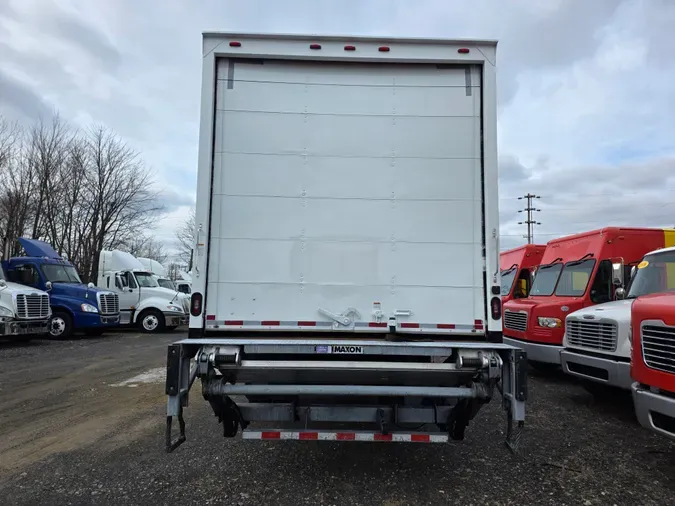 2018 FREIGHTLINER/MERCEDES M2 106