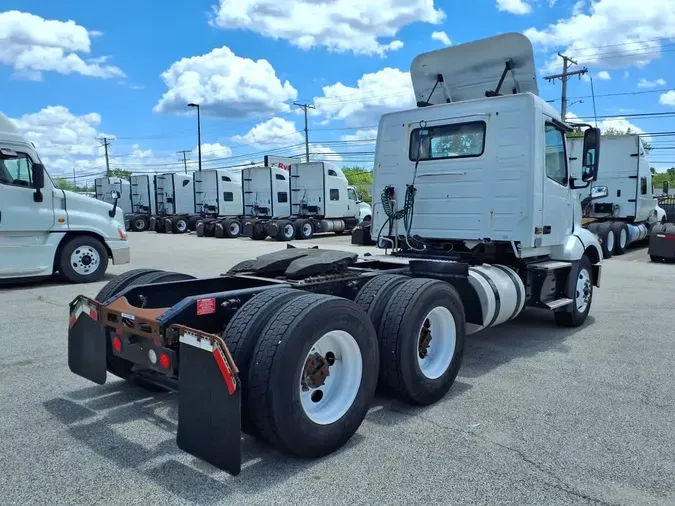 2019 VOLVO VNL64T-3000a47a46d7201210d0cee240aec3586d9
