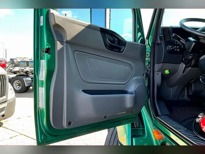2021 INT LT625 6x4