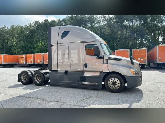 2021 Freightliner Cascadia