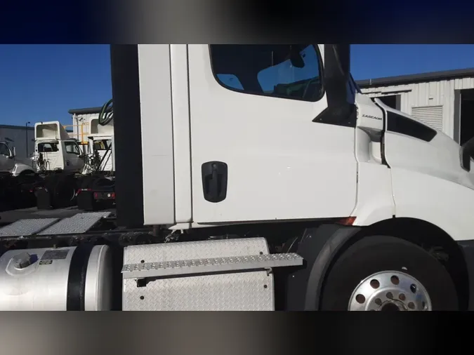 2019 Freightliner Cascadia 1260a5229dc1a4972db8b198b9e09d7f026