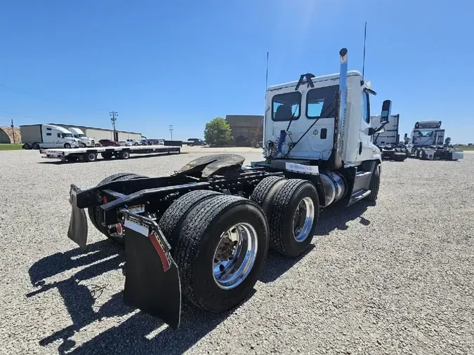 2016 FREIGHTLINER CASCADIA0a53a5749bc8195909c8d04fefe97608