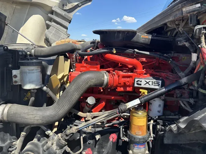 2019 International LT625