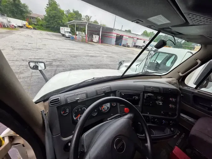 2019 FREIGHTLINER CASCADIA 125