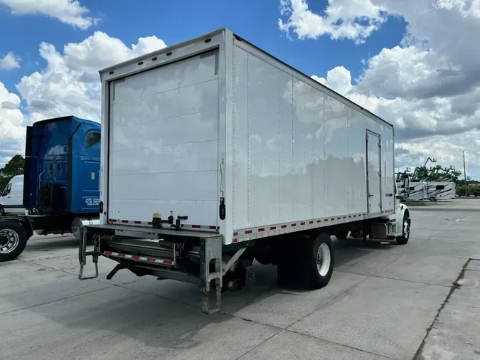 2018 Freightliner M2