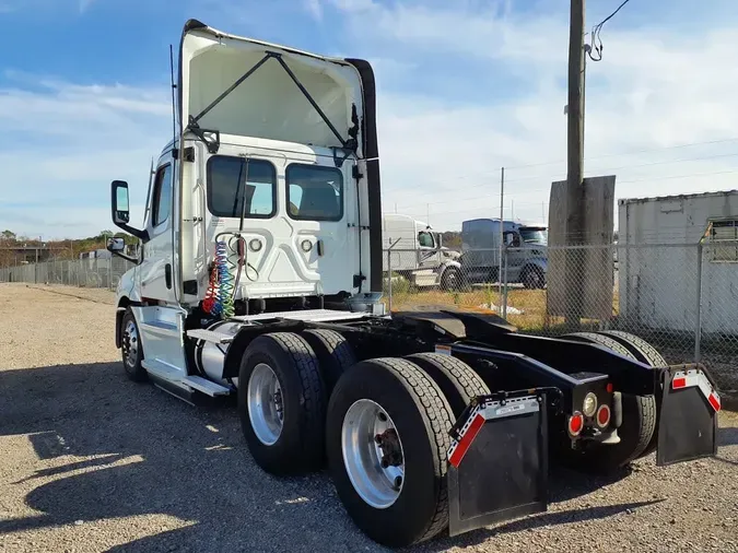 2020 FREIGHTLINER/MERCEDES NEW CASCADIA PX126640a584fc3bdcb9a7b71aa6b106424d8e8