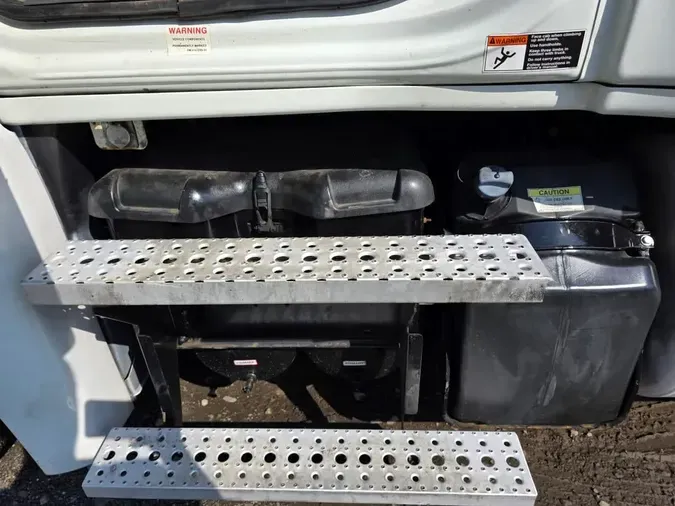 2020 FREIGHTLINER CASCADIA 125
