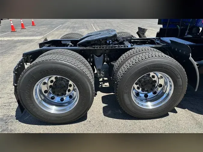 2020 INTERNATIONAL LT625