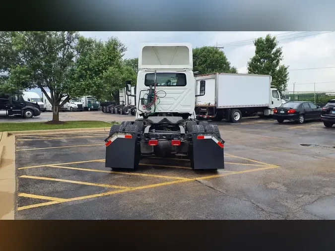 2019 NAVISTAR INTERNATIONAL LT625 DAYCAB T/A