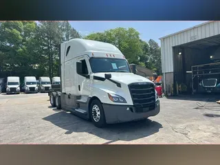 2022 Freightliner Cascadia 126