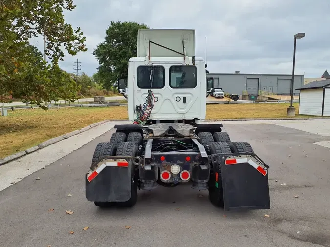 2019 FREIGHTLINER/MERCEDES CASCADIA 1250a60b1d5408cbc76f3772e62d0db42a9