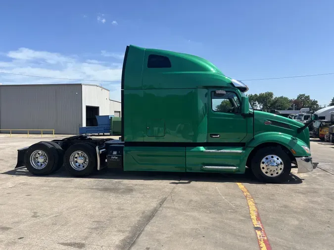 2023 Peterbilt 579