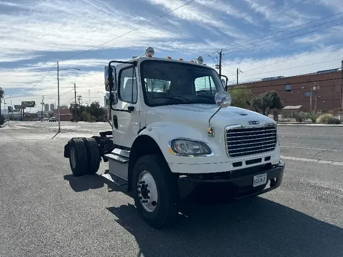 2015 Freightliner M20a615f11f360429ab70e23e0fdab99ad