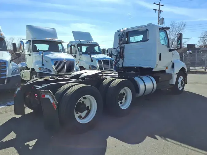 2019 NAVISTAR INTERNATIONAL LT625 DAYCAB T/A