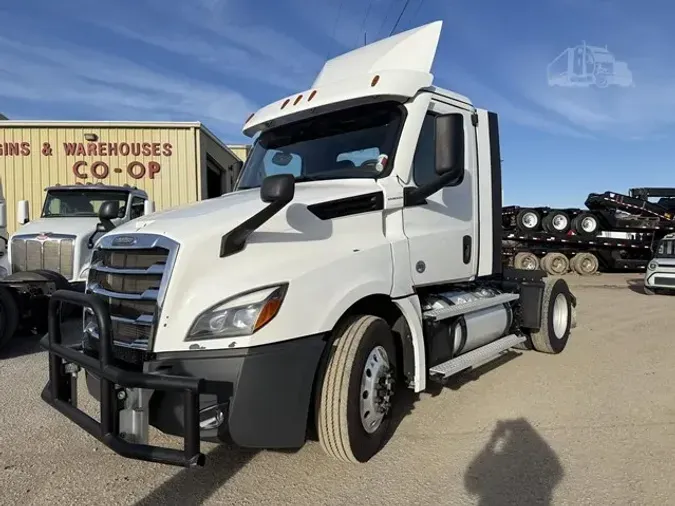 2022 FREIGHTLINER CASCADIA 1260a7368c3eb873d4f6c2d6f9b673964c8