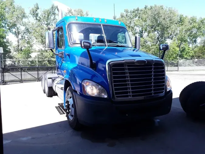 2020 FREIGHTLINER/MERCEDES CASCADIA 1250a7a955fb1b5c28c0600dba908dc273a