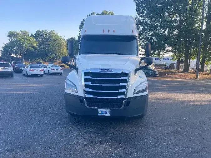 2020 Freightliner T12664ST