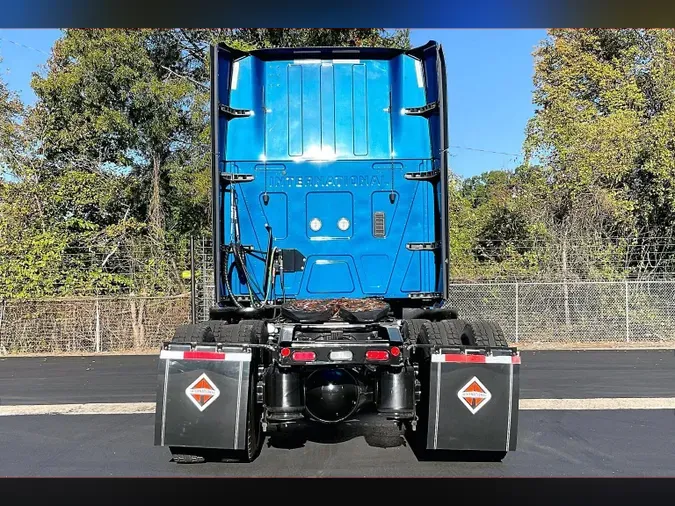 2022 INT LT625 6x4