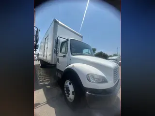 2018 FREIGHTLINER M2 106