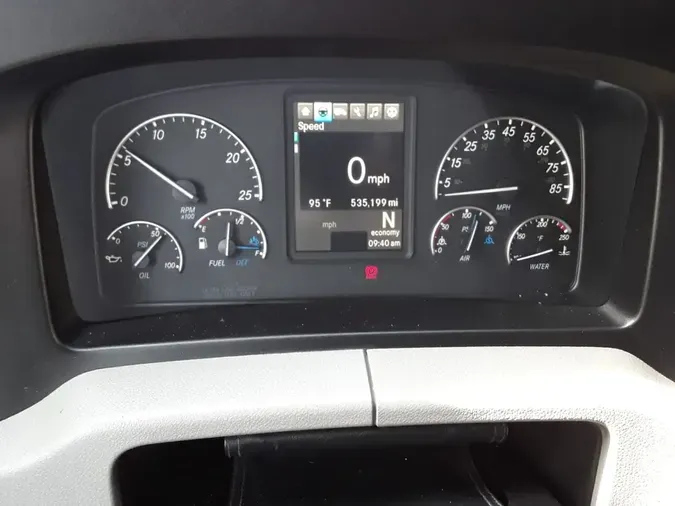 2018 FREIGHTLINER CASCADIA