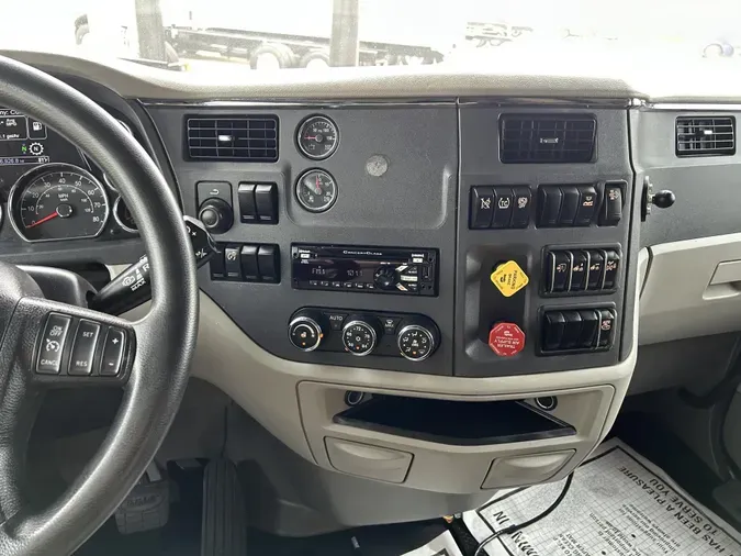 2021 Peterbilt 579