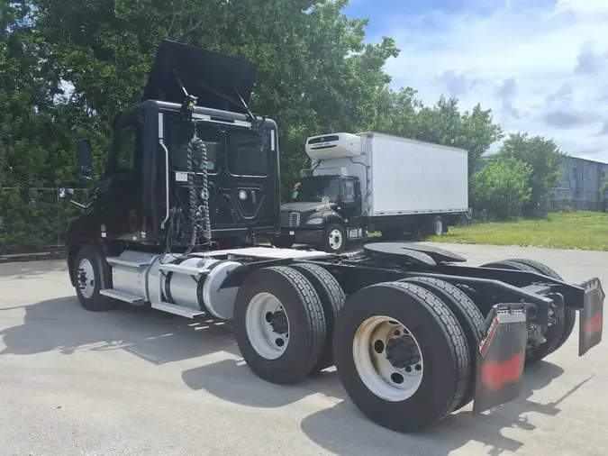 2020 FREIGHTLINER/MERCEDES NEW CASCADIA PX12664