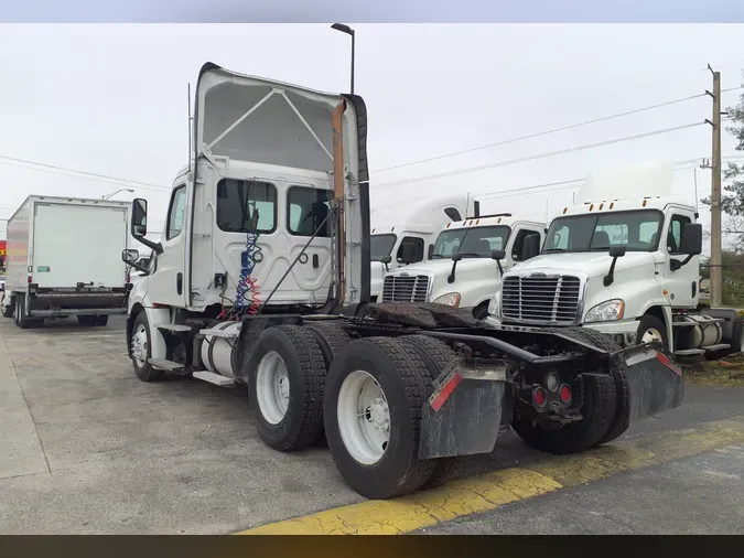 2019 FREIGHTLINER/MERCEDES NEW CASCADIA PX12664