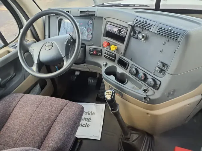 2016 FREIGHTLINER/MERCEDES CASCADIA 125