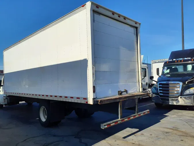 2018 FREIGHTLINER/MERCEDES M2 106