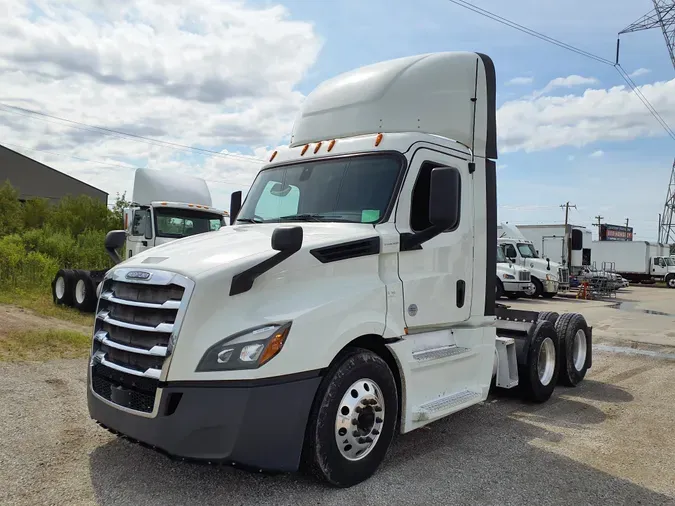 2019 FREIGHTLINER/MERCEDES NEW CASCADIA PX126640a8c42c5c7dec60bb49e3379aea3a2f8