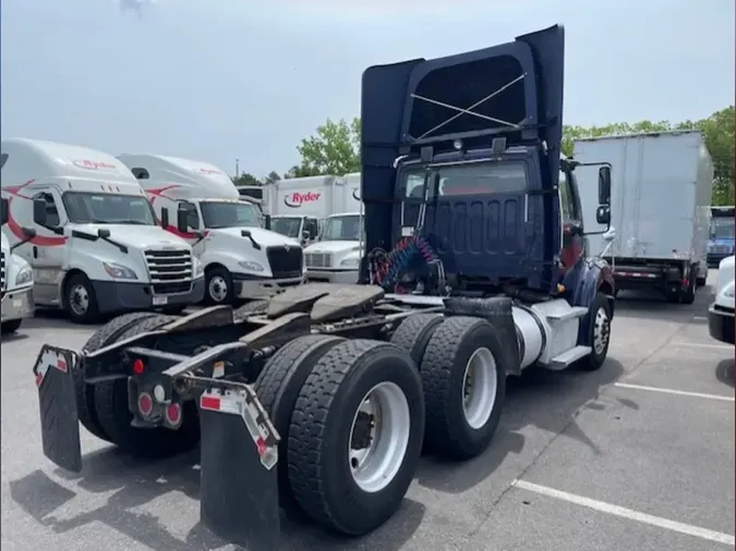 2016 FREIGHTLINER M2 112