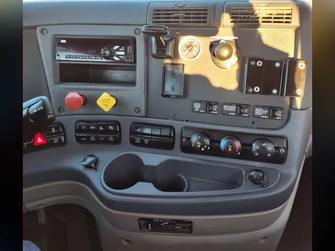 2019 FREIGHTLINER/MERCEDES CASCADIA 1250a8df4ad3f80928bd5f17c74bef8c0e6