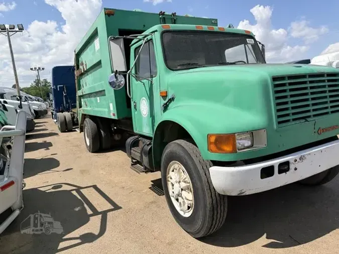 1992 INTERNATIONAL 4900