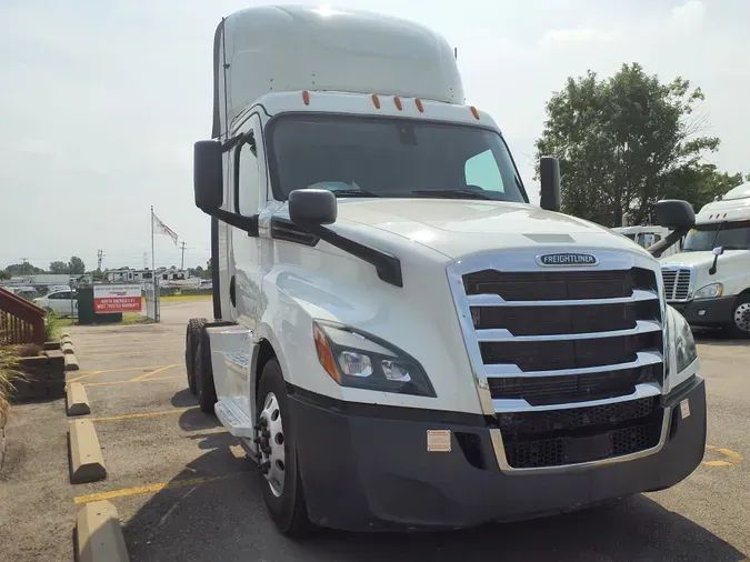 2019 FREIGHTLINER/MERCEDES NEW CASCADIA PX12664