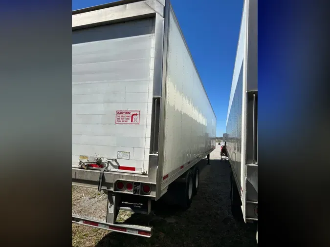 2017 VANGUARD TRAILER CORP R8000B 53/102/162