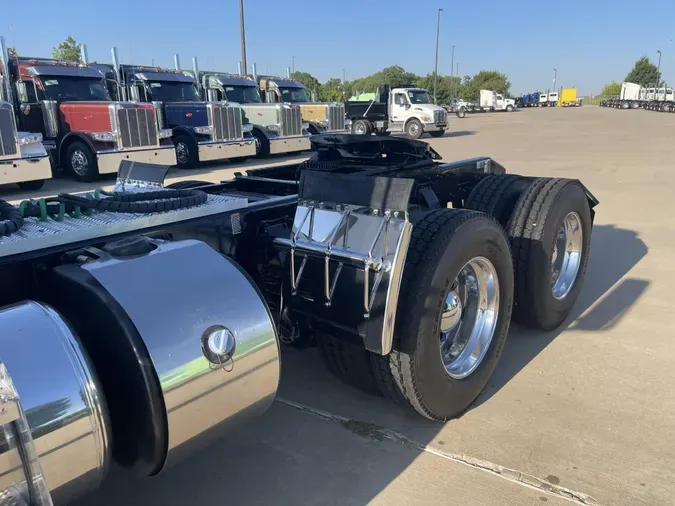 2020 Peterbilt 567