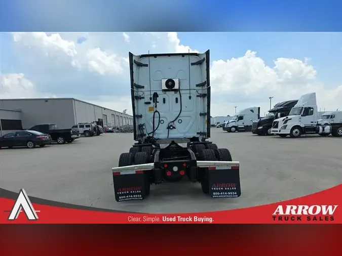 2020 FREIGHTLINER CA126