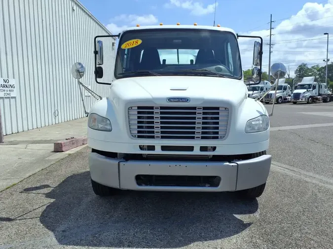 2018 FREIGHTLINER/MERCEDES M2 106